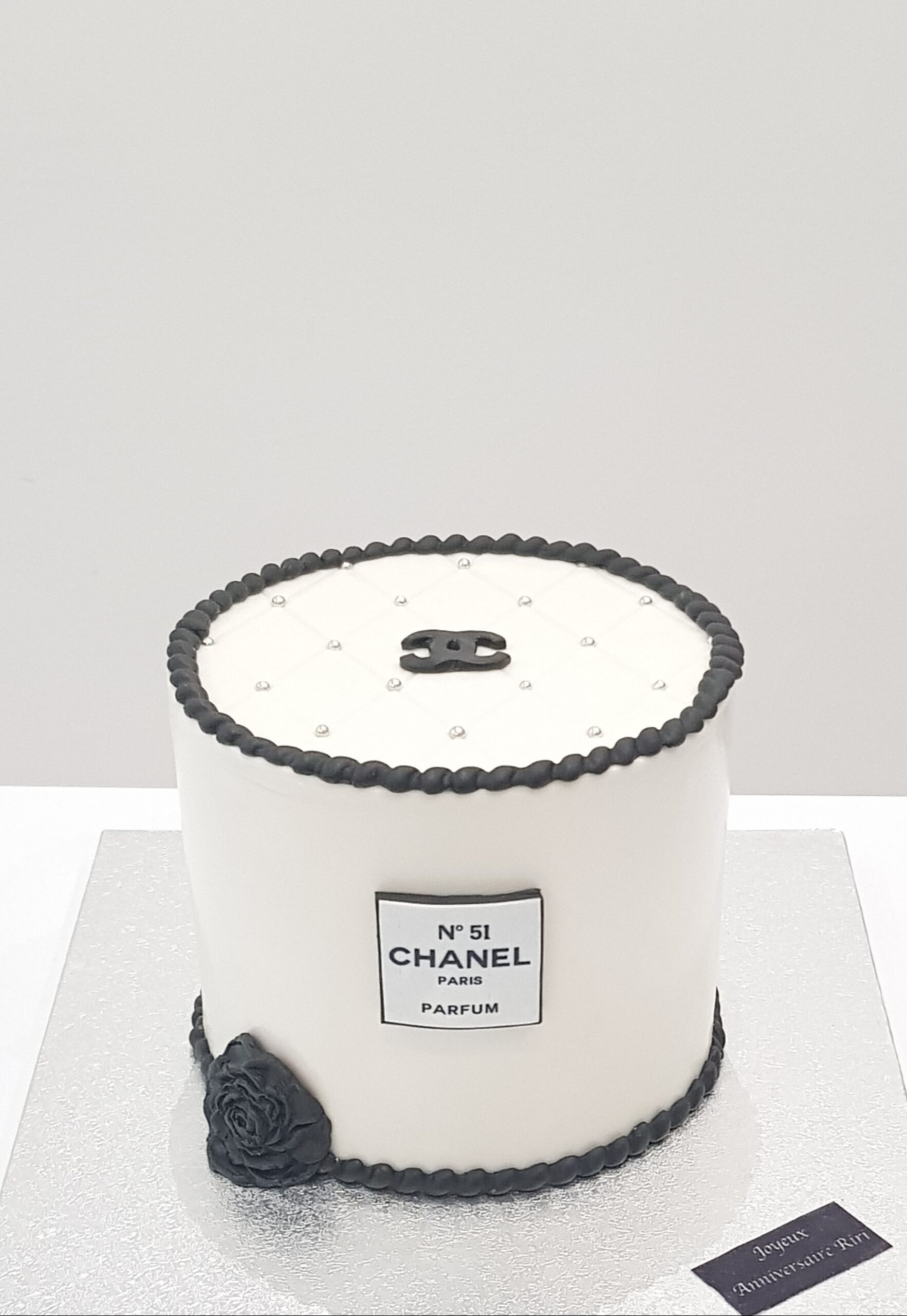 C D Chanel Cake Notre Plaisir Shop
