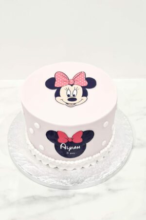 C.D Minnie