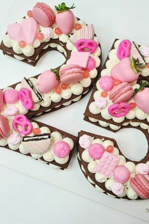 2 Number/Letter  cake  colorés