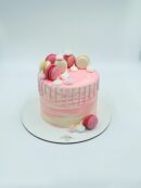 L.C Macarons & Meringues