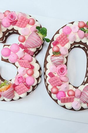 2 Number/Letter  cake  colorés