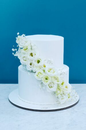 C.D Wedding cake - Cascade