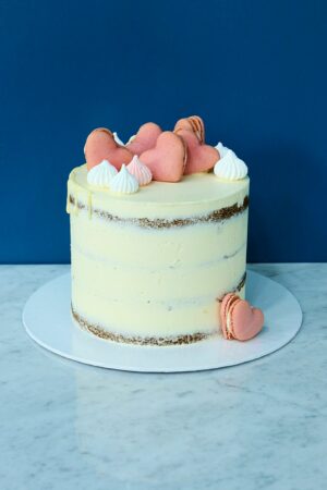 Naked cake -  Macaron & Meringue