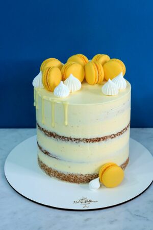 Naked cake -  Macaron & Meringue