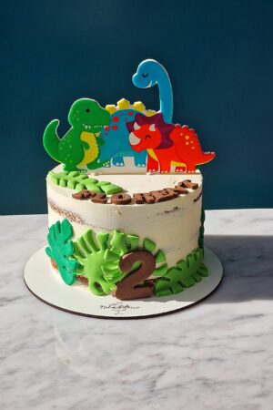 Naked cake -Dinosaures