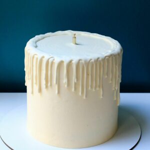 L.C Bougie - Candle Cake