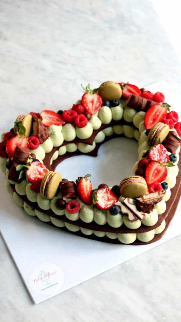 Heart cake