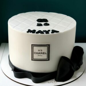 C.D Chanel cake