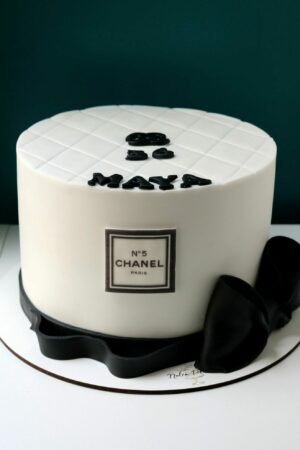 C.D Chanel cake