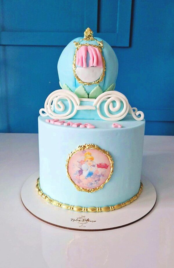 C.D Carrosse de Cendrillon