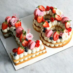 1 parfums - 2 Number/Letter  cake